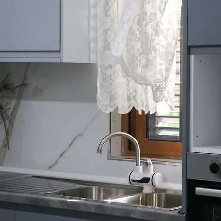 Apartment Garden House Shkoder